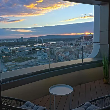 Skau Sky Park Mint By Zaha Hadid 22 Floor 1 Tower Free Parking *